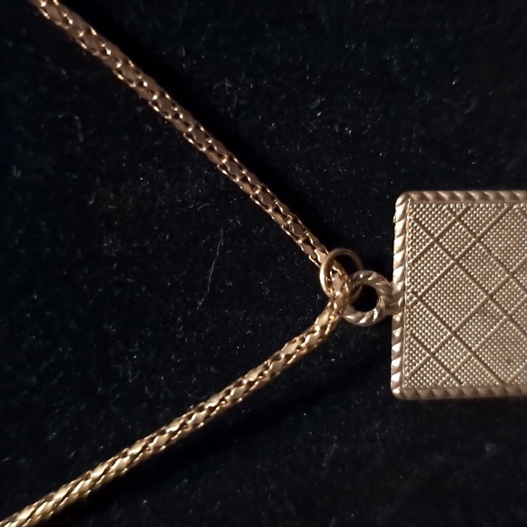 St. Joseph and Baby Jesus Pendant with Chain - Picture 3 of 6